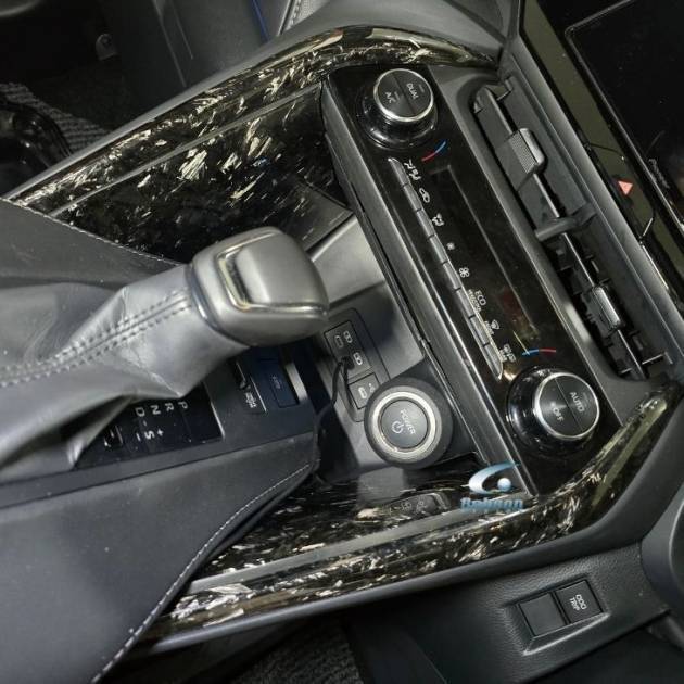 Toyota Harrier Hybrid 2025 Premium Forged Carbon Fiber Center Console Panel*4pcs* (core exchange required)