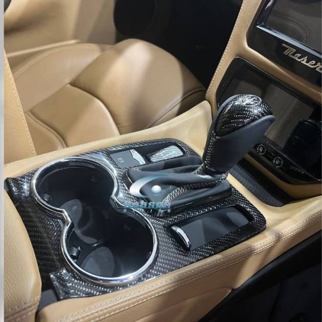 Maserati GranTurismo MC Stradale  Quattroportre 2013-2019 carbon Fiber Shift Panel Without Buttons(core exchange required)