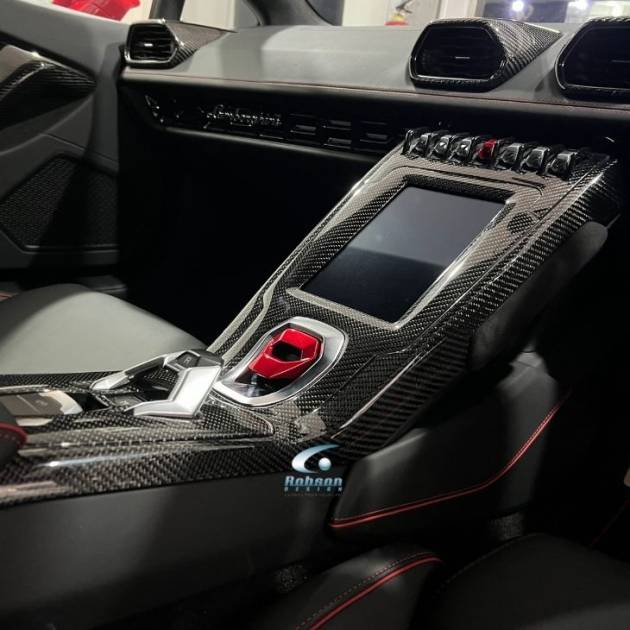 Lamborghini Huracan EVO Premium Carbon Fiber Center Console(core exchange required)